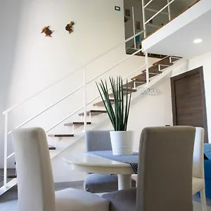 Bed & Breakfast Notti Vesuviane, Portici