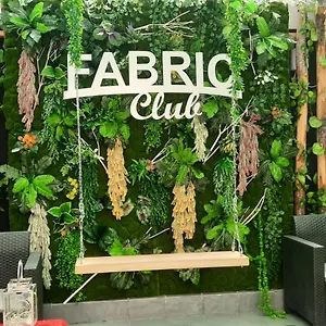 Hostel Fabric, Portici