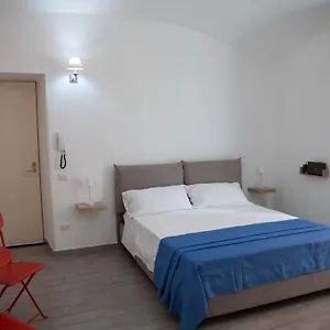 Bed & Breakfast Naldiroom12, Portici