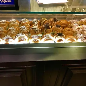 Alex's Portici